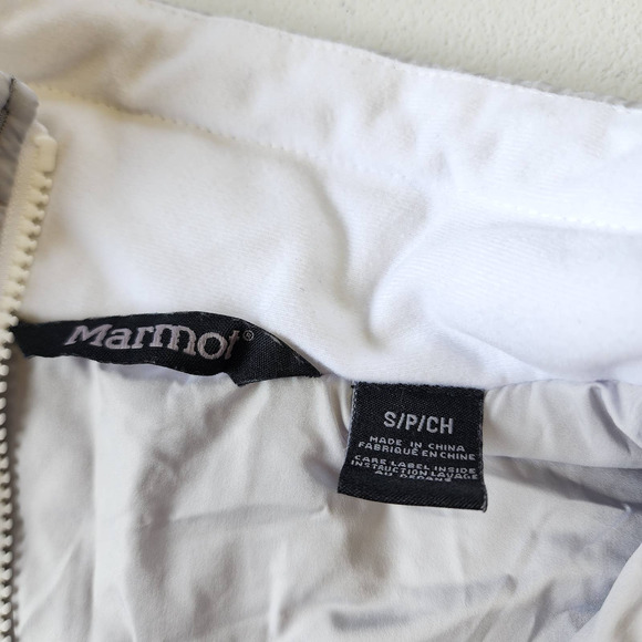 Marmot Women's Kitzbuhel Vest Gray White Quilted Size Small - Picture 4 of 9